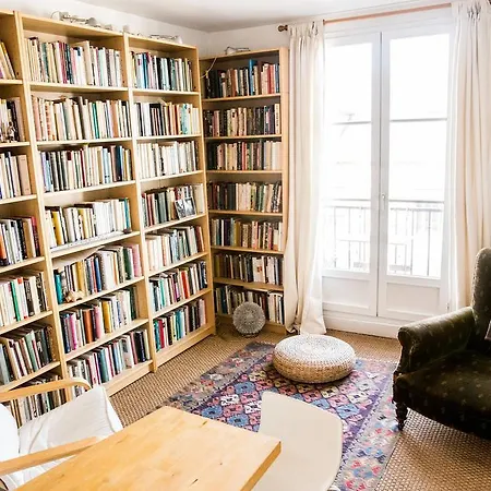 Modern Apartment With View On Paris Roofs Apartamento Paris